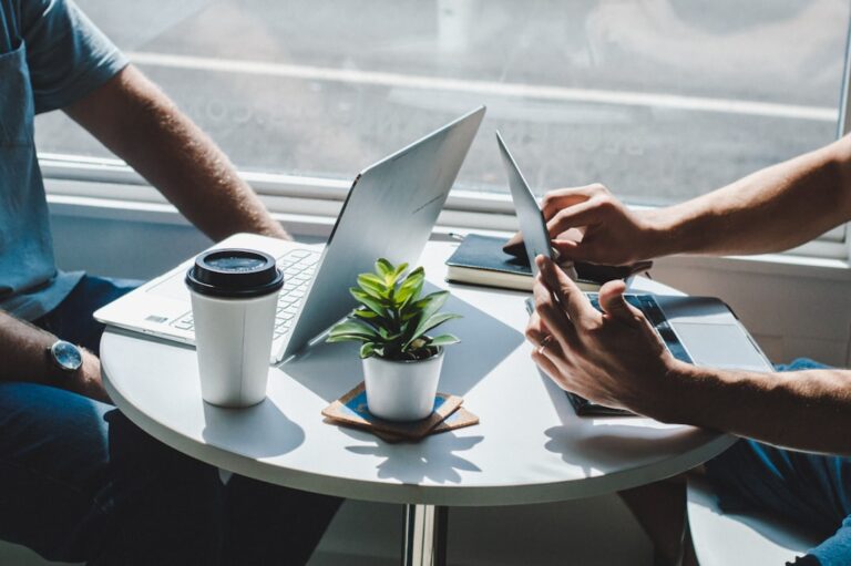 Forma prawna startupu – jak wybrać rodzaj firmy technologicznej